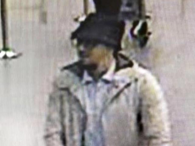 Фото предполагаемого террориста, сбежавшего с места взрыва в аэропорту Брюсселя