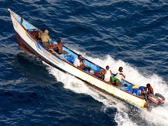 Посольство России в Нигерии сообщает об освобождении мурманчанина Ивана Рудного, захваченного нигерийскими пиратами 23 февраля с судна Bourbon