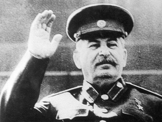 Граждане России постепенно меняют свое отношение к Иосифу Сталину, находя в его методах правления все больше позитивных черт