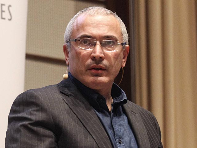 Ходорковский отреагировал на обвинения СК в незаконном приобритении акций ЮКОСа