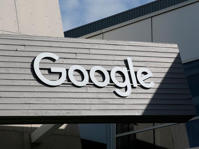 Google по "закону о забвении" удалил ссылки на неонацистов из калужского наукограда, избивших африканца