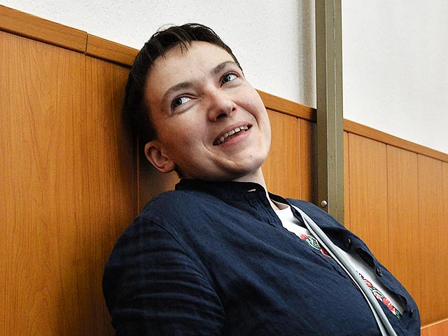 Гражданка Украины Надежда Савченко, приговоренная российским судом к 22 годам лишения свободы, может быть обменена на группу россиян