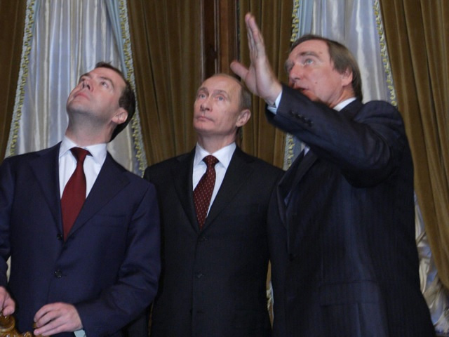 Дмитрий Медведев, Владимир Путин и Сергей Ролдугин