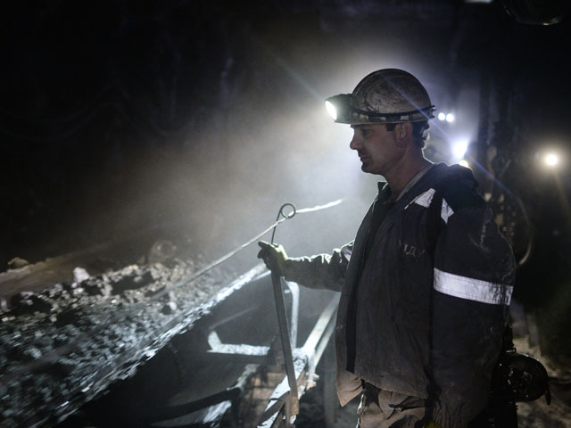"Ведомости": правительство ищет деньги на ликвидацию угольных шахт в Кузбассе