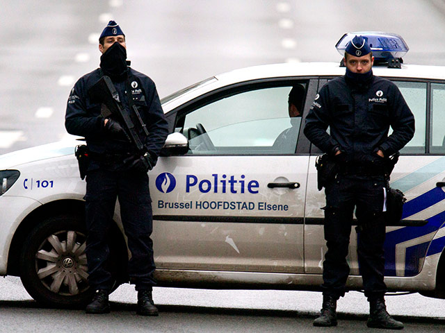 Гражданину Бельгии предъявлены обвинения в участии в деятельности террористической группы, которая неделю назад пыталась совершить теракт во Франции