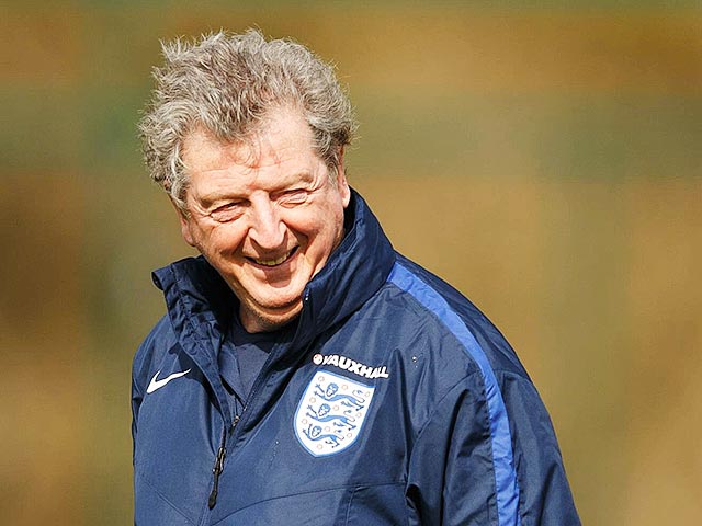 Главный тренер сборной Англии Рой Ходжсон пообещал, что нападающий Уэйн Руни будет игроком стартового состава его команды на чемпионате Европы по Франции летом этого года