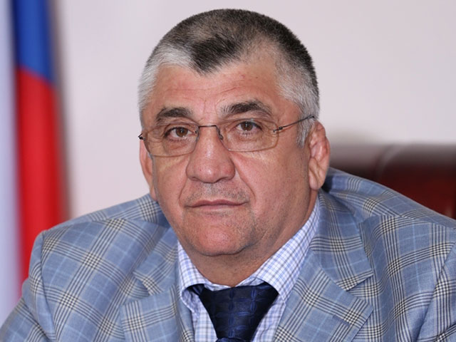 Министр спорта Дагестана Магомед Магомедов получил выговор от главы региона Рамазана Абдулатипова 