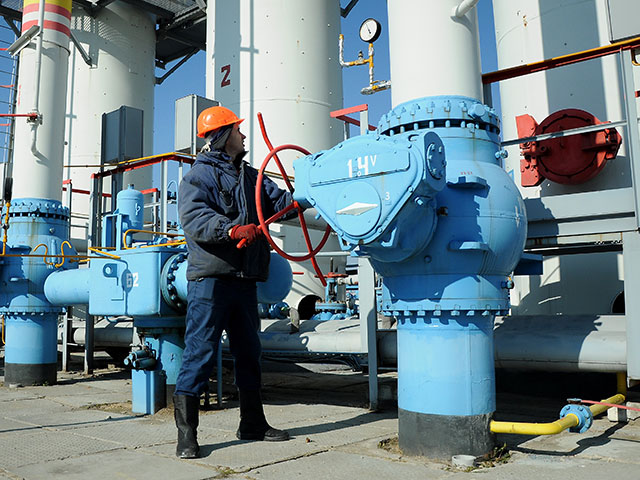 Украина в апреле вдвое уменьшила импорт газа