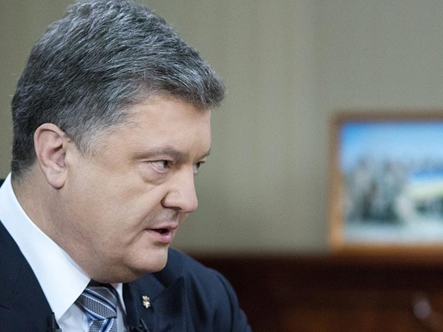 Скандал с офшорными компаниями затронул многих мировых политиков, среди которых оказался и президент Украины Петр Порошенко