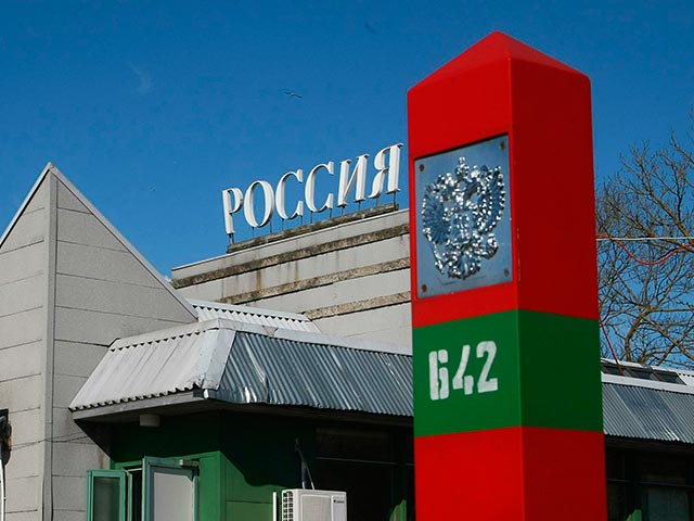 В Кремле не слышали о предложении узаконить запрет на выезд граждан из России по рекомендации ФСБ