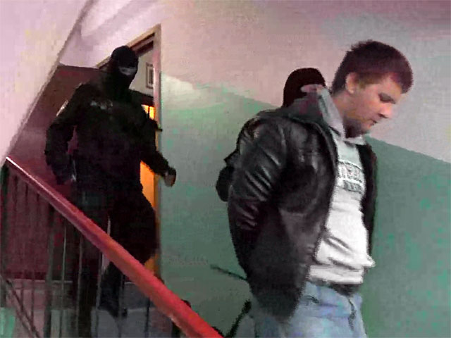 В Ростовской области полицейские обезвредили банду аферистов, которые совершали циничные кражи с банковских счетов с помощью системы "Мобильный банк"