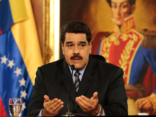 Президент Венесуэлы намерен изменить часовые пояса ради экономии электричества