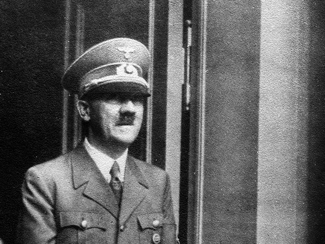 Лидер Третьего рейха Адольф Гитлер
