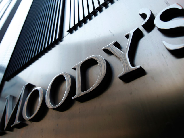 Moody's сохранило за Россией "мусорный" рейтинг "Ba1"