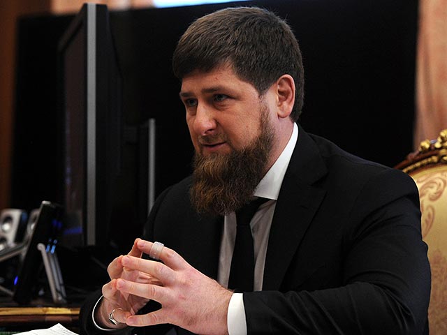 Глава Чечни Рамзан Кадыров похвалил спецназовцев и заявил, что среди освещавших северный визит журналистов оказались сотрудники иностранных спецслужб