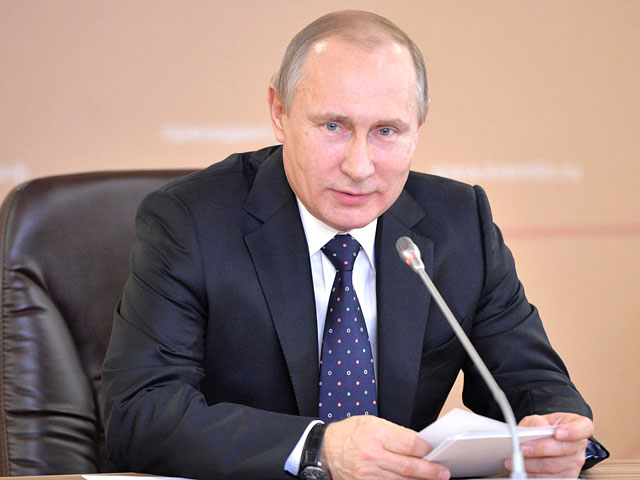 Президент РФ Владимир Путин учредил премию за вклад в укрепление единства российской нации в размере двух с половиной миллионов рублей
