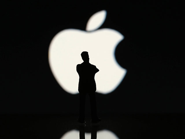 Apple впервые с 2003 года сообщила о падении выручки и продаж iPhone