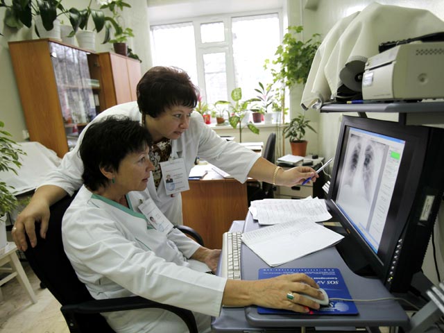 Российские страховые компании получат доступ к врачебной тайне