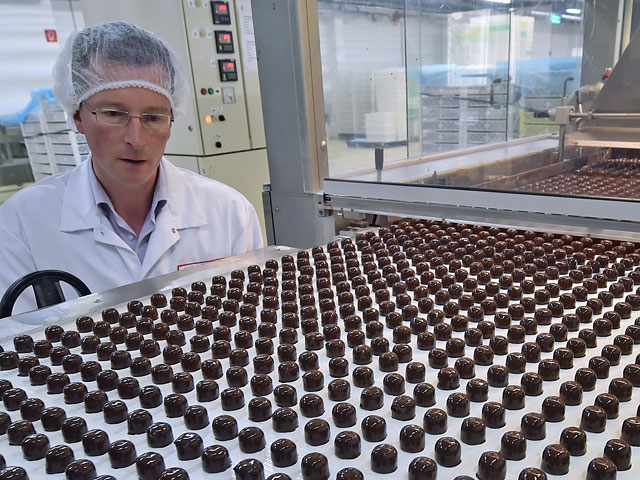 Российских производителей кондитерских изделий ждет дальнейшее снижение рентабельности из-за резкого роста цен на пальмовое масло и рекордные цены на какао-бобы