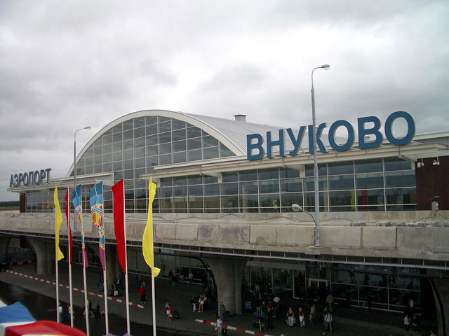 В аэропорту Внуково задержали пугавшего летчиков карманной бомбой пассажира