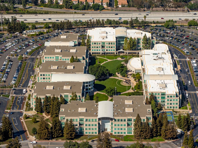 Штаб-квартира Apple в Купертино, штат Калифорния