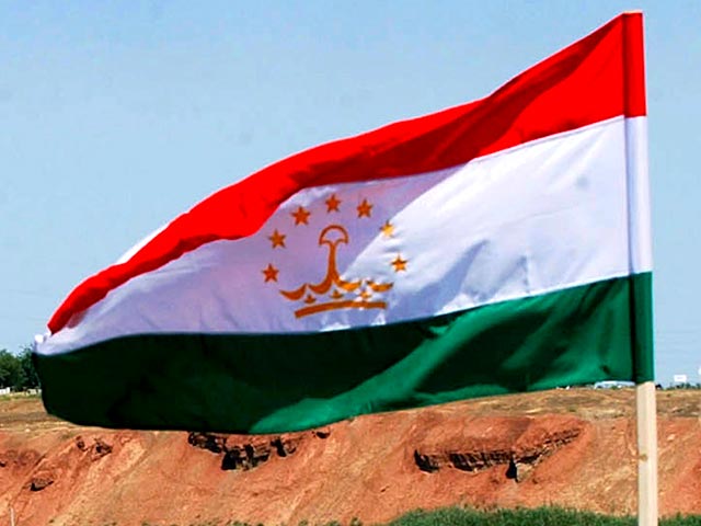 "Таджикизация фамилий": власти Таджикистана запретили вносить русские фамилии в новые паспорта