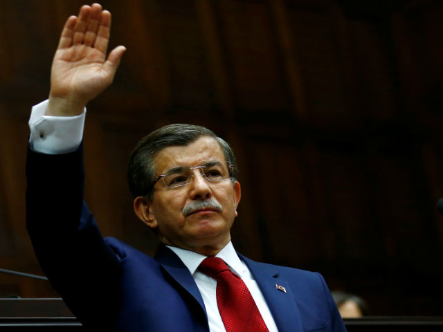 Премьер-министр Турции Ахмет Давутоглу скоро может покинуть свой пост, сообщают телеканал NTV и агентство Reuters