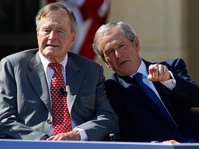 Джордж Буш-старший и Джордж Буш-младший не будут поддерживать Дональда Трампа в борьбе за пост президента США