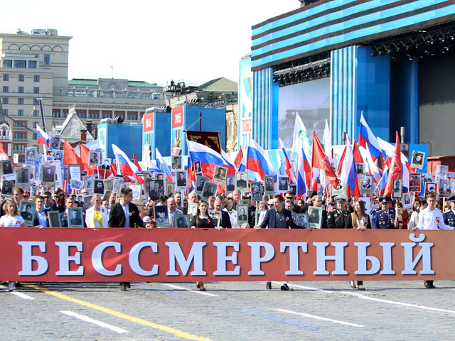 Организаторы "Бессмертного полка" ожидают участия 24 млн человек по всей России