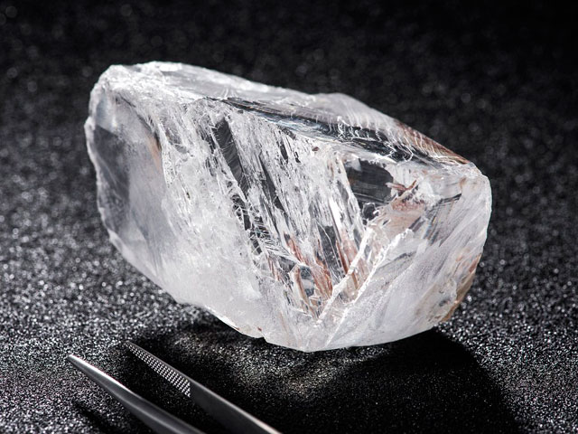 Добытый в Ботсване алмаз весом 813 карат продан за рекордные 63 млн долларов
