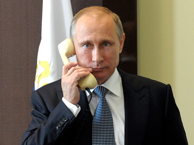 Путин в телефонном разговоре с Сиси затронул тему возобновления авиасообщения с Египтом