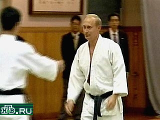 Обладатель черного пояса по дзюдо Владимир Путин поддержал Олимпийскую сборную России