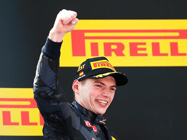 Голландский пилот "Формулы-1" Макс Ферстаппен победил на пятом этапе сезона-2016 - Гран-при Испании - в первой же гонке за команду "Ред Булл", в которой он заменил россиянина Даниила Квята