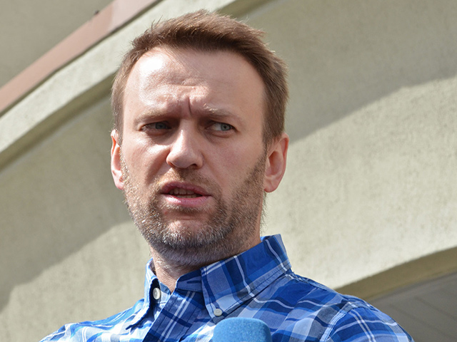 В Анапе на Навального и его сторонников напали казаки