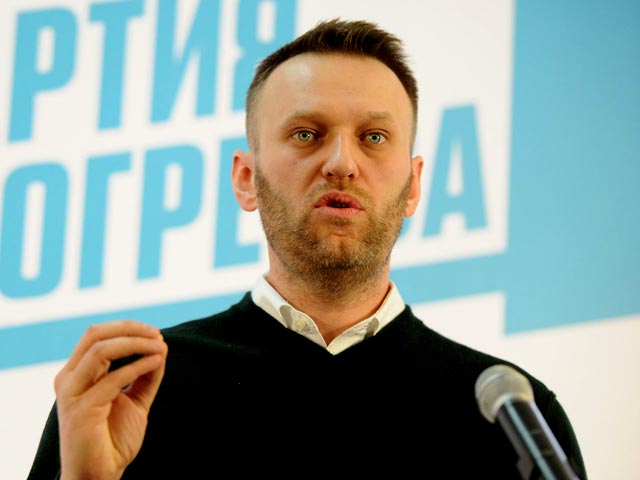 Бывший сотрудник полиции Павел Карпов обратился в управление Следственного комитета по Москве с заявлением в отношении основателя Фонда борьбы с коррупцией Алексея Навального