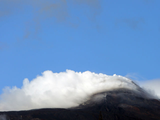 На Сицилии снова проснулся крупнейший в Европе вулкан