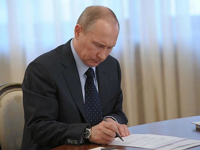 Карина Орлова: "Как выглядит "триумф Владимира Путина" на самом деле Карина Орлова: "Как выглядит "триумф Владимира Путина" на самом деле