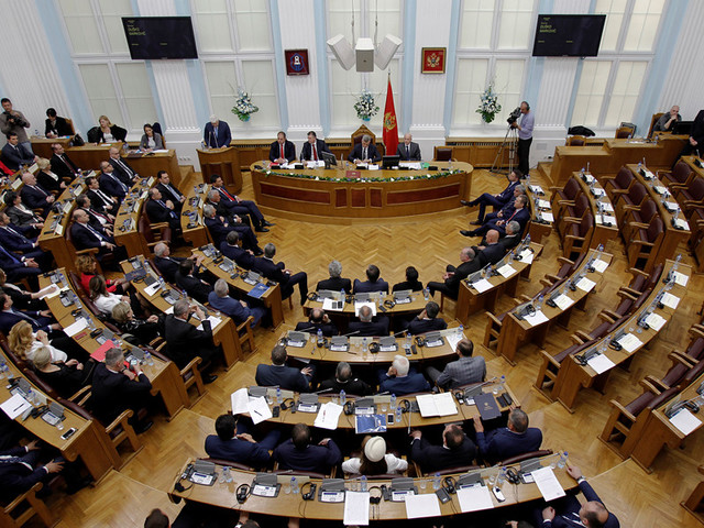 Парламент Черногории единогласно проголосовал за вступление страны в НАТО Парламент Черногории единогласно проголосовал за вступление страны в НАТО