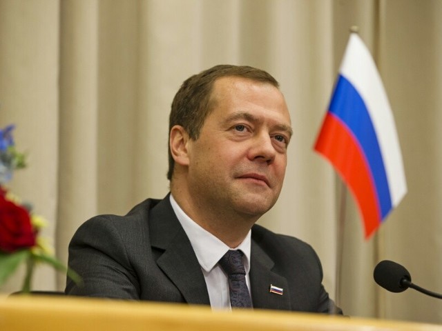 Медведевым довольны 52% россиян, но доверить ему вопросы государственной важности готовы лишь 16% Медведевым довольны 52% россиян, но доверить ему вопросы государственной важности готовы лишь 16%
