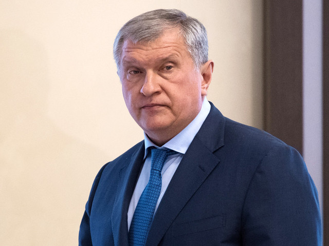 За год бонусы руководителей "Роснефти" выросли в 100 раз За год бонусы руководителей "Роснефти" выросли в 100 раз