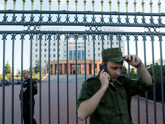 Двух сотрудников МВД уволили после перестрелки в Мособлсуде Двух сотрудников МВД уволили после перестрелки в Мособлсуде