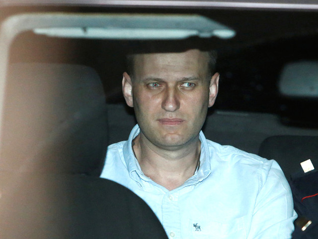 Алексея Навального, собравшегося на митинг в Нижний Новгород, задержали в Москве Алексея Навального, собравшегося на митинг в Нижний Новгород, задержали в Москве