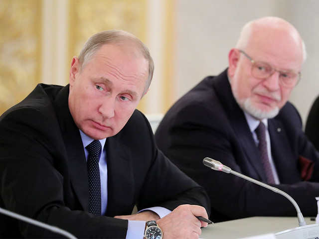 Сергей Кириенко рассказал о "рекордном" количестве документов, переданных Путину от СПЧ Сергей Кириенко рассказал о "рекордном" количестве документов, переданных Путину от СПЧ