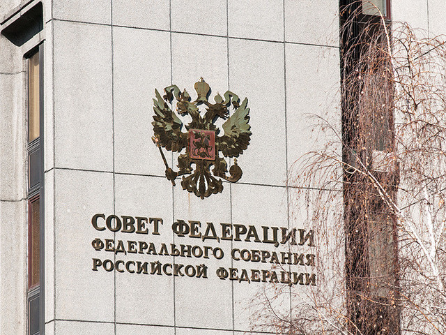 Совфед: Запад использует российскую молодежь для подготовки госпереворота Совфед: Запад использует российскую молодежь для подготовки госпереворота