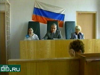 В Красноярском краевом суде начались слушания по уголовному делу, возбужденному по факту убийства известного криминального авторитета Федора Шипицына.