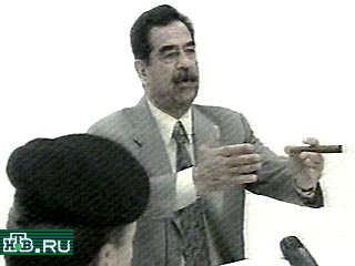 Президент Ирака Саддам Хусейн обрушился с критикой на арабские страны за вялую, по его мнению, реакцию на "унижение палестинцев" со стороны Израиля в ходе нынешних палестино-израильских столкновений