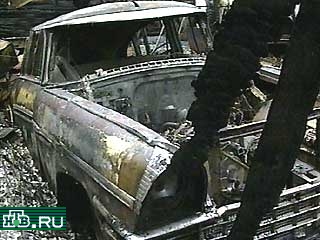 Сильный пожар случился в гараже Екатеринбургского автомобильного клуба.