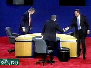 Большая часть времени в ходе второго тура дебатов кандидатов на президентское кресло была посвящена роли Соединенных Штатов в мире