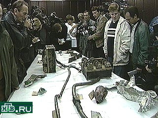 Сегодня в Санкт-Петербурге на ЦКБ "Рубин" за закрытыми дверями проходило очередное заседание правительственной комиссии по расследованию причин гибели АПЛ "Курск"