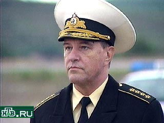 Спасательная операция в Баренцевом море начнется не раньше следующей недели, сообщил сегодня главком ВМФ России адмирал флота Владимир Куроедов